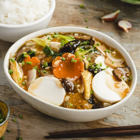24 Chay Dau Hu: Tofu and Assorted Mushrooms with Rice
