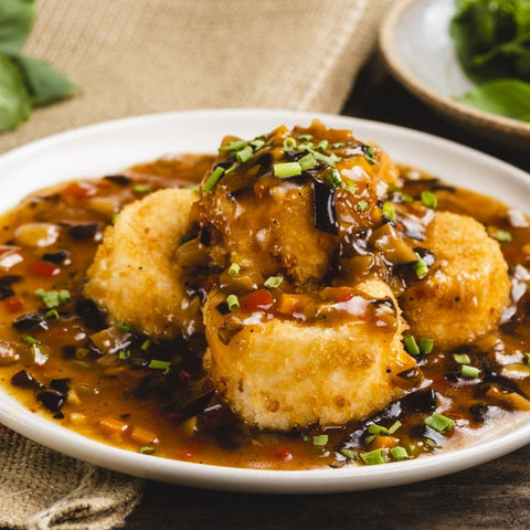 41 Chien Dau Hu: Breaded Tofu with Minced Mushroom Sauce