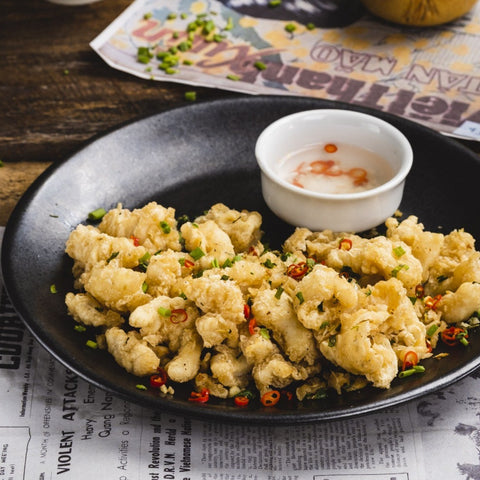 37 Chien Muc Ot: Fried Squid with Chili and Green Onion